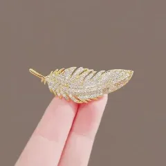 Luxury Elegant White Crystal Feather Design Brooch/Pin 